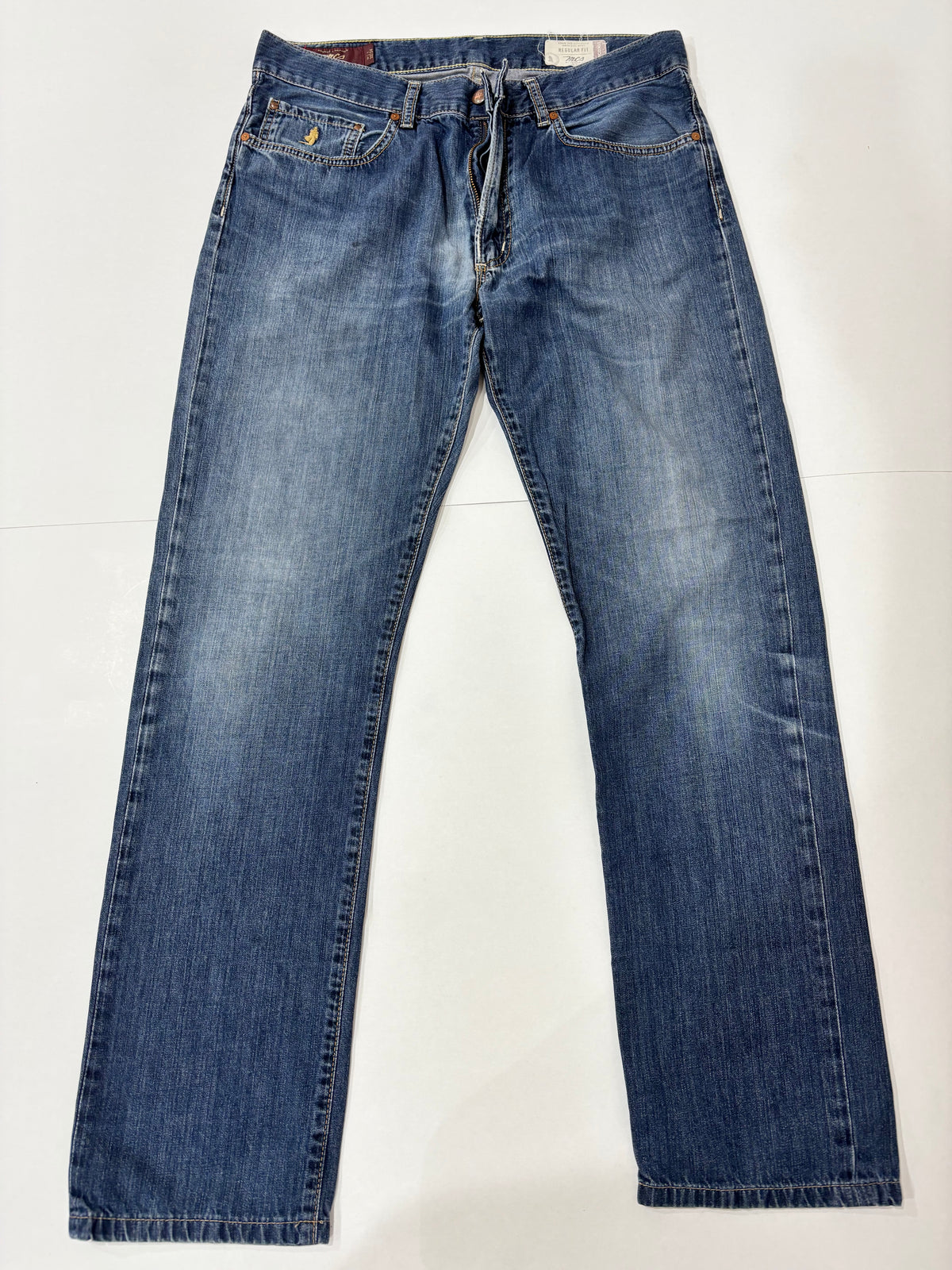 Rugged&Defined Men’s Mid Washed Denim Jeans Preowned