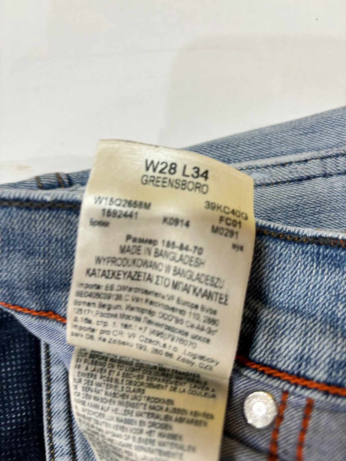 Wrangler Men’s Slim Fit Preowned Jeans