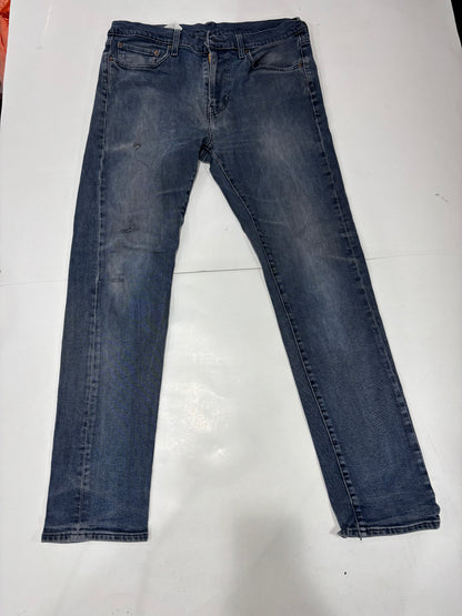 Women's Levi's Jeans
