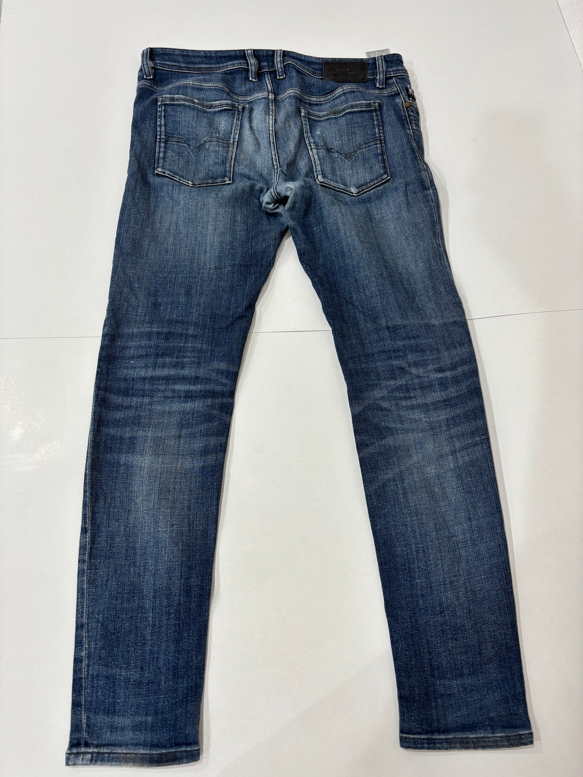 Diesel Dark Blue Wash Men’s Slim Fit Preowned Jeans