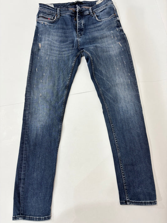 Diesel Slim Fit Thavaz Men’s Preowned Light Distressed Jeans