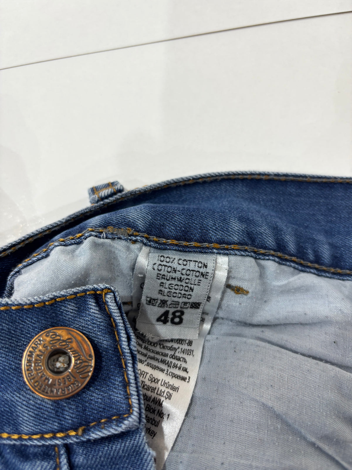 Wrangler Straight Fit Medium Wash Preowned Men’s Jeans